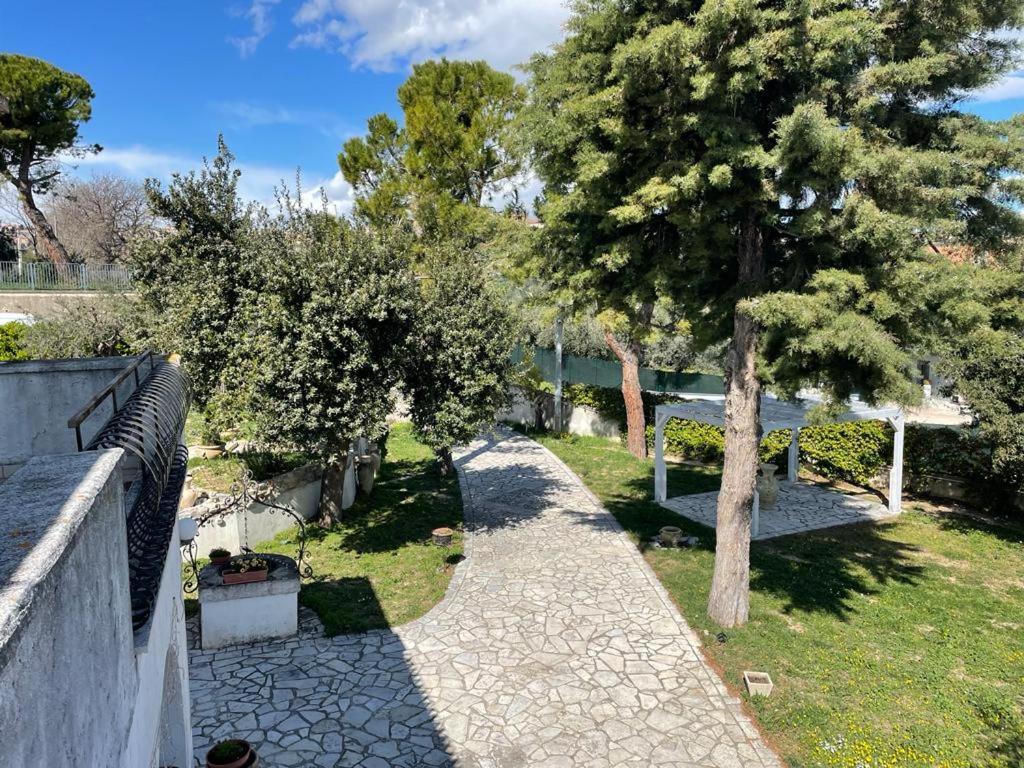 Frapippo Hotel Chieti Bagian luar foto